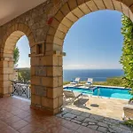 Luxury Ismini In Stoupa, Private Pool & Bbq ヴィラ Neokhórion