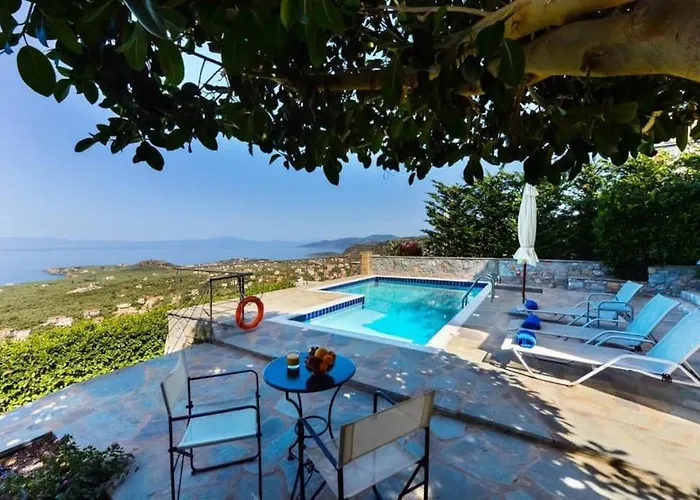 Luxury Ismini In Stoupa, Private Pool & Bbq Villa